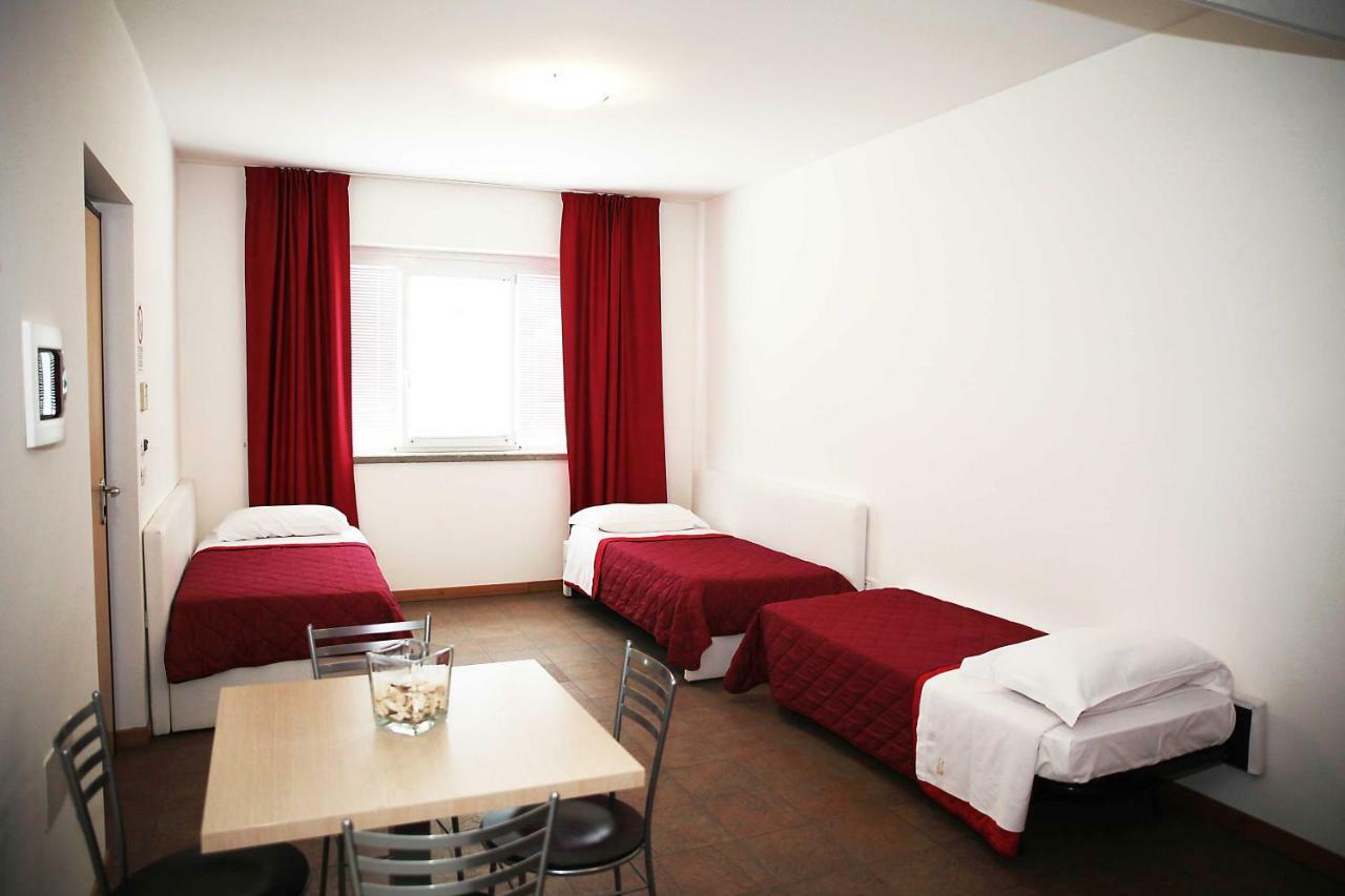Hotel Relais Del Lago Marta Εξωτερικό φωτογραφία